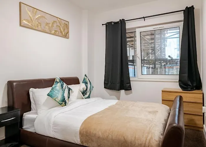 Southampton High Street 2 Bedroom Apartment