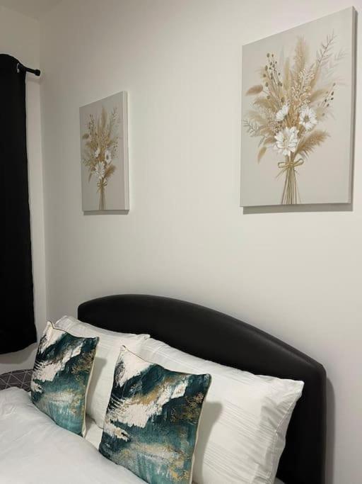 High Street 2 Bedroom *