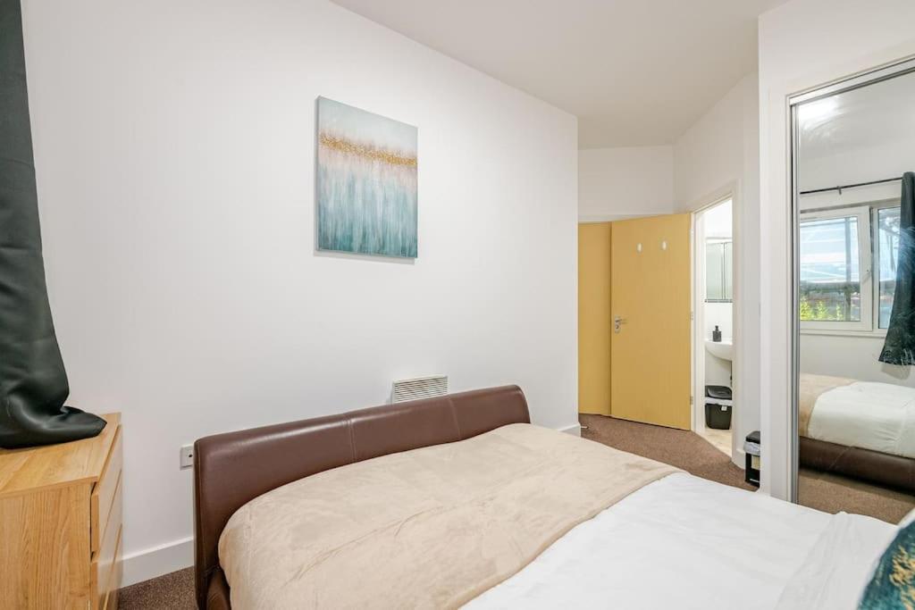 High Street 2 Bedroom Southampton